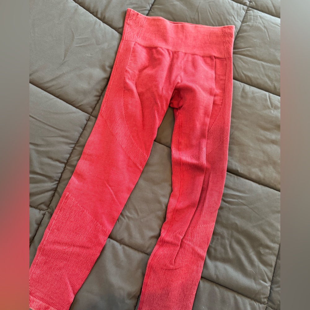 Women’s Red Ribbed Leggings